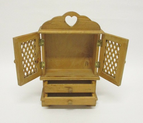 ARMADIO PER BAMBOLE IN LEGNO VINTAGE - 798. - Foto 4 di 6
