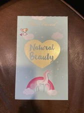 Too Faced Natural Beauty Bronzer and Eyeshadow Palette. 6 Eyeshadow, 1 Bronzer.