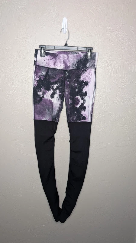 alo-yoga ribbed goddess ruched yoga leggings