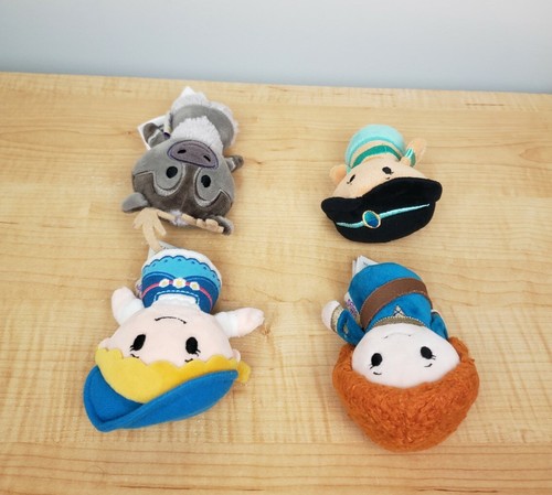 Hallmark Itty Bittys Lote de 4 Jazmín Mérida Sven Little Bo Beep Princesa Disney - Imagen 5 de 14