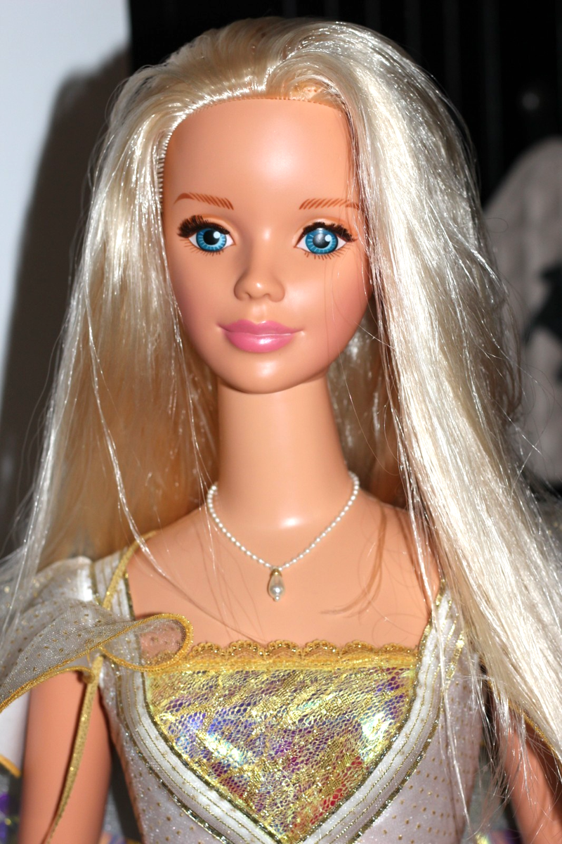 MATTEL 1992 LARGE ANGEL BARBIE DOLL MATTEL 38 INCHES TALL MEXICO