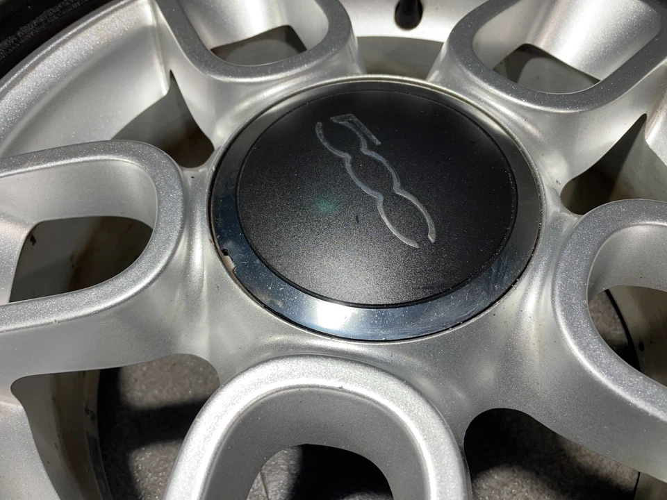 Alufelge Reifen 185x55 R15 6Jx15H2 51791160 Fiat 500 312 - Bild 4 von 4