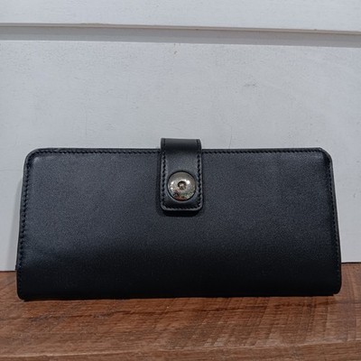 Etienne Aigner Black Genuine Leather Wallet With Branded Snap NWOT