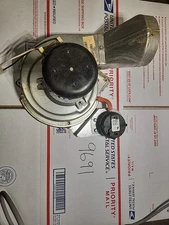 LENNOX 70L60 DRAFT INDUCER MOTOR 60M7901 7058-0217 USED **TESTED**