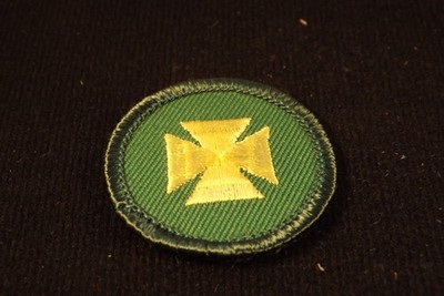 Girls Scouts USA First Aid  Green Border 2001-2010 Junior Merit Badge Patch
