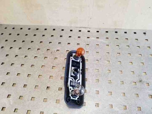 BMW 5 E39 Rücklichtkontakte 2496339 3.00 Diesel 142kw 2002 26081775