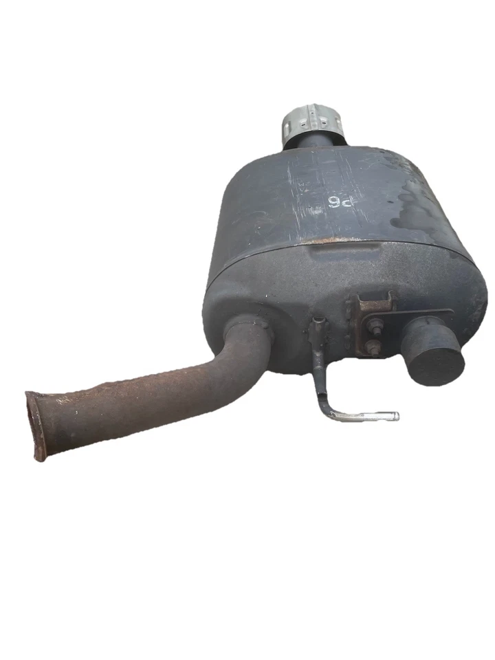 Silenciadores de escape trasero Infiniti G35/G37 07-13 con puntas cromadas Foto 2 de 4