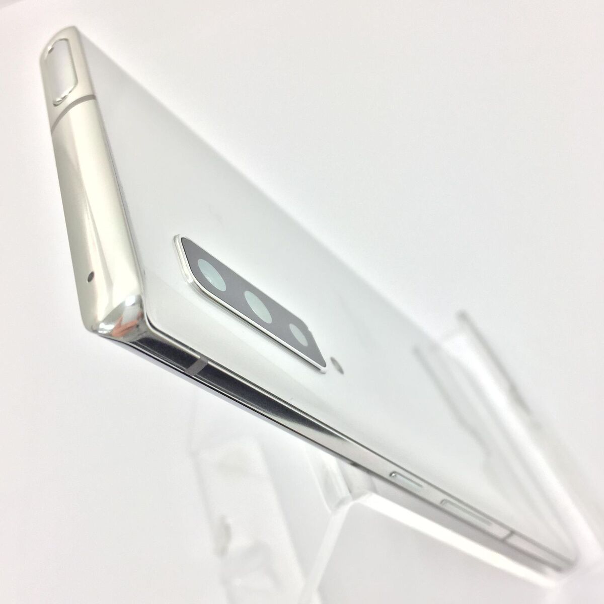 Fujitsu arrows NX9 F-52A Android Phone docomo Unlocked White Fujitsu arrows NX9 F-52A Android Phone docomo Unlocked White