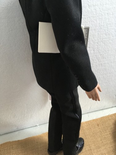 Tonner Matt 17” vinyl DOLL Red Hair in Tuxedo + an Invitation & Menu card + tag - Picture 14 of 21