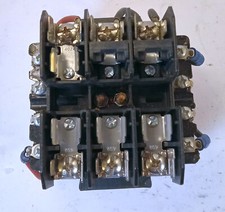 1 USED SQUARE D 9070TF50D20 600V 30AMP TRANSFORMER  MAKE OFFER  