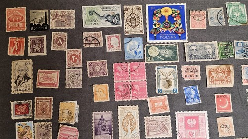 Einzigartige Sortenpaket Briefmarkensammlung enthält abgebildete Artikel. - Bild 8 von 11