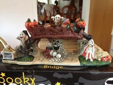 SPOOKY HOLLOW Haunted Bridge Halloween House Accessory Decor Brand New Retired