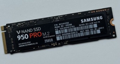 NVME SSD 256GB Samsung 950 Pro M.2 2280 Modell MZ-VKV256 Speicher Festplatte 97%