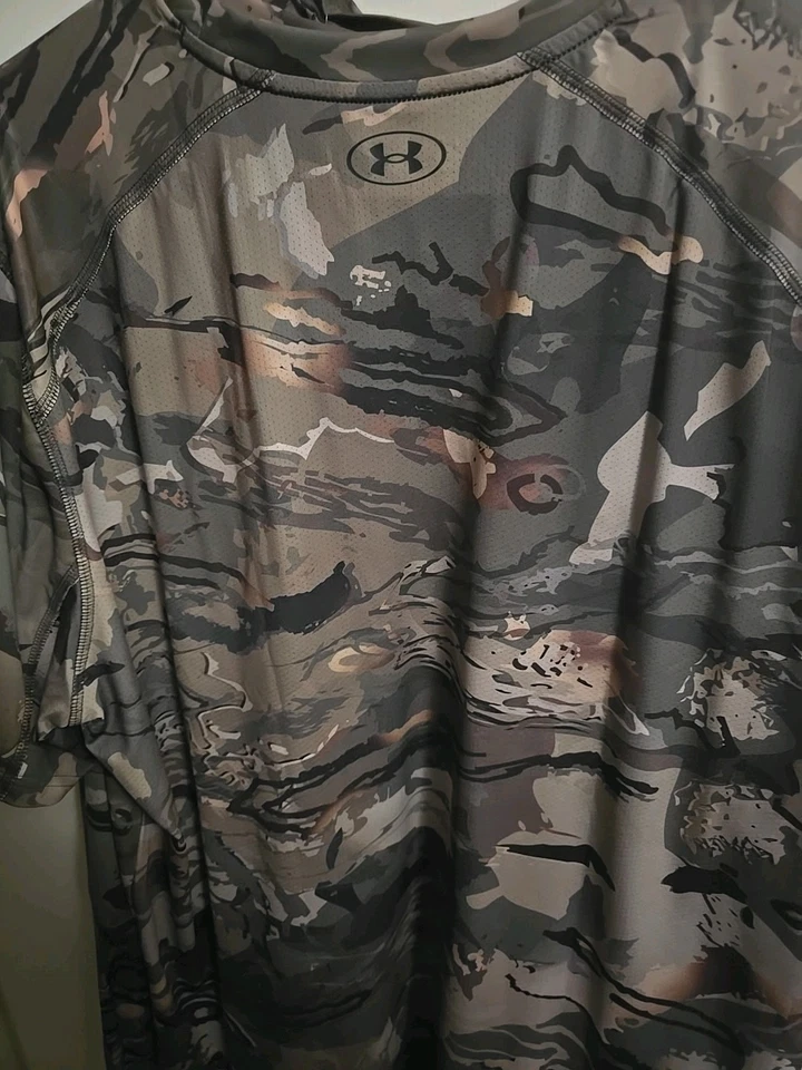 Under Armour UA ISO-Chill Brush Line Barren Camo Men's SHORTsleeve T-Shirt - Image 2 of 2