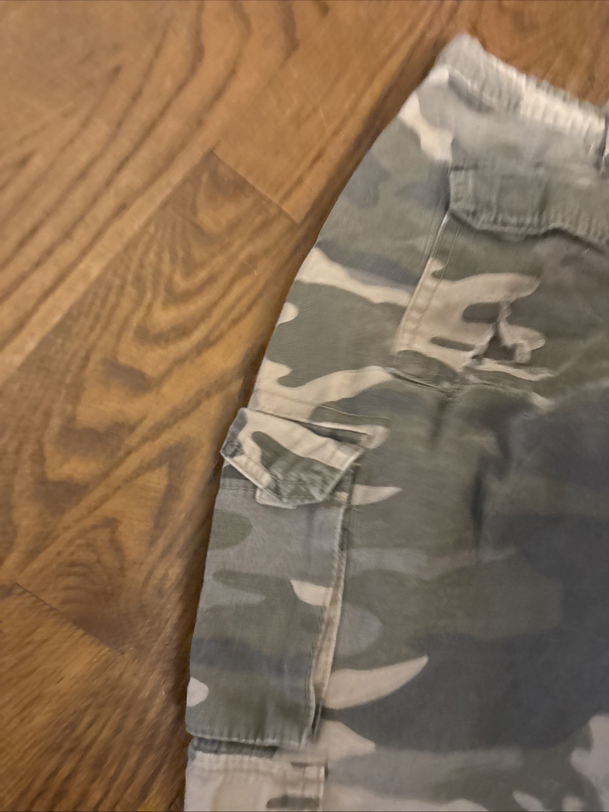 Old Mill Cargo Camo Drawstring Distressed Camouflage Utility Pockets  Shorts 34