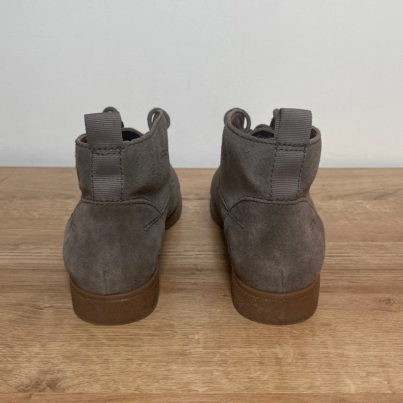 Botín Franco Sarto Gris Gamuza Palazzo Chukka Talla 8 Con Cordones Otoño Foto 4 de 4