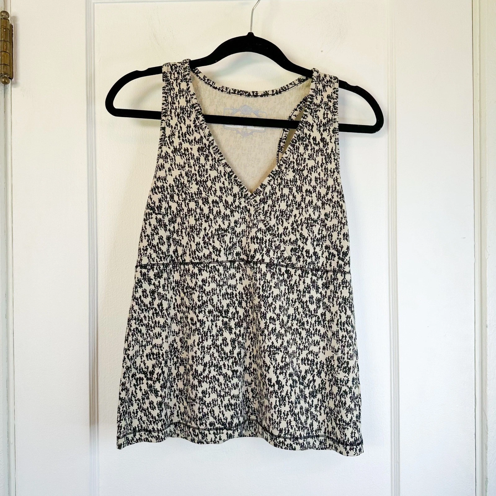 Royal Robbins | Athletic V Neck UPF +40 Dri X-Treme Patterned Tank Top