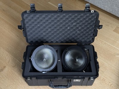 HIVE 8  Fresnel Attachment For Profoto OCF Flash Heads With Barn Doors And Case