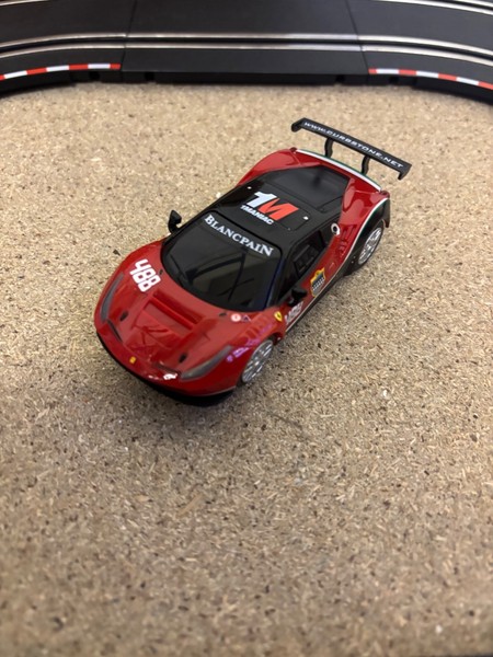 "Carrera 20064136 - GO / GO Plus Ferrari 488 GT3 \"Af Corse, No.488\" FüR Bastler"-image