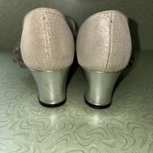 VTG 70s Silver Disco Heels By Sbicca Ballroom Dancing Jeweled Sz 6 - Picture 10 of 16