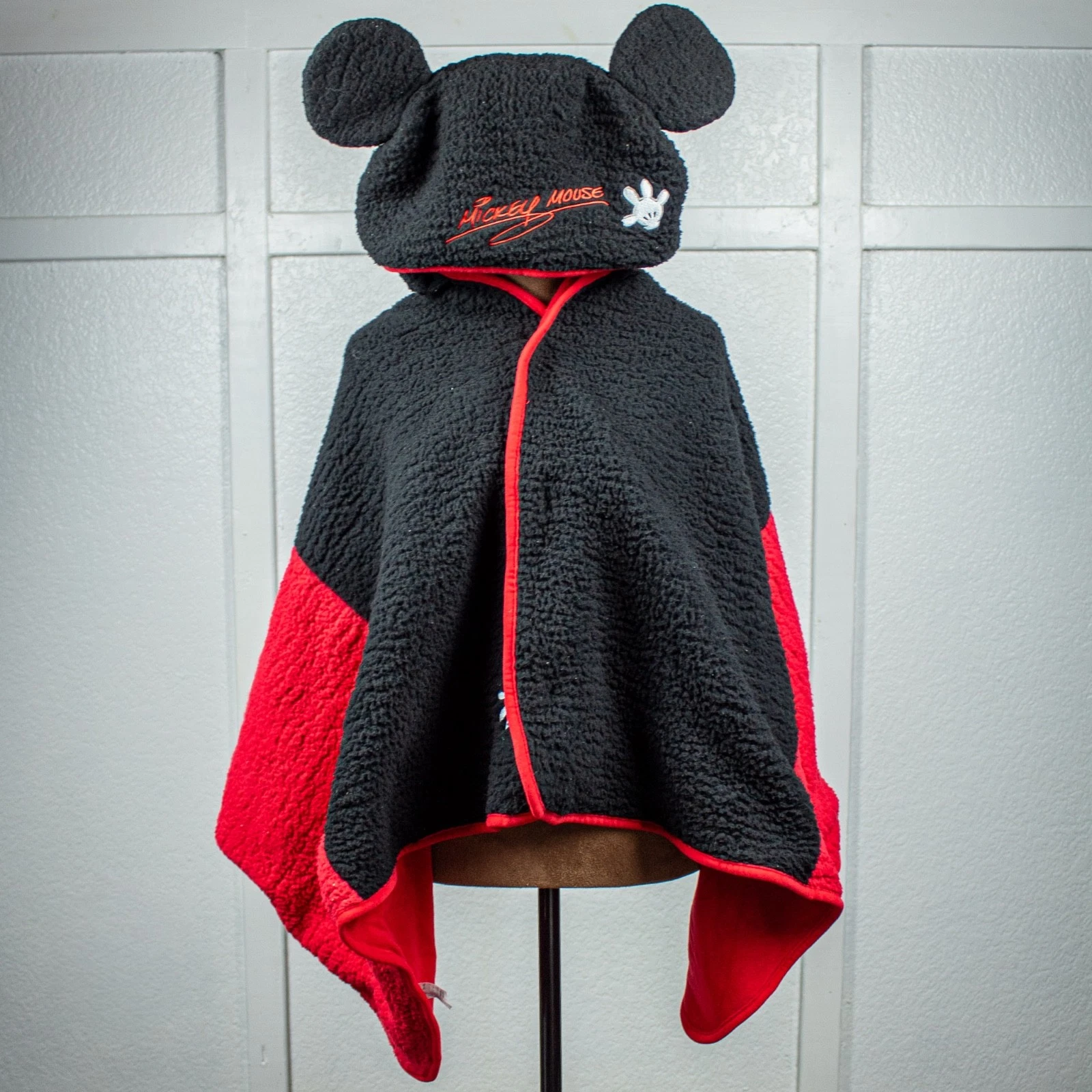 Tokyo Disney Resort Mickey Mouse Hooded Sherpa Poncho Cape w/ Ears One Size