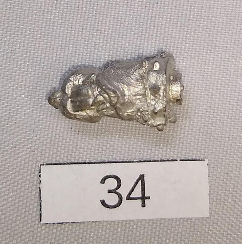 Unpainted 1993 Citadel Miniatures Skaven rat ogre for Warhammer (slight damage) - Picture 4 of 8