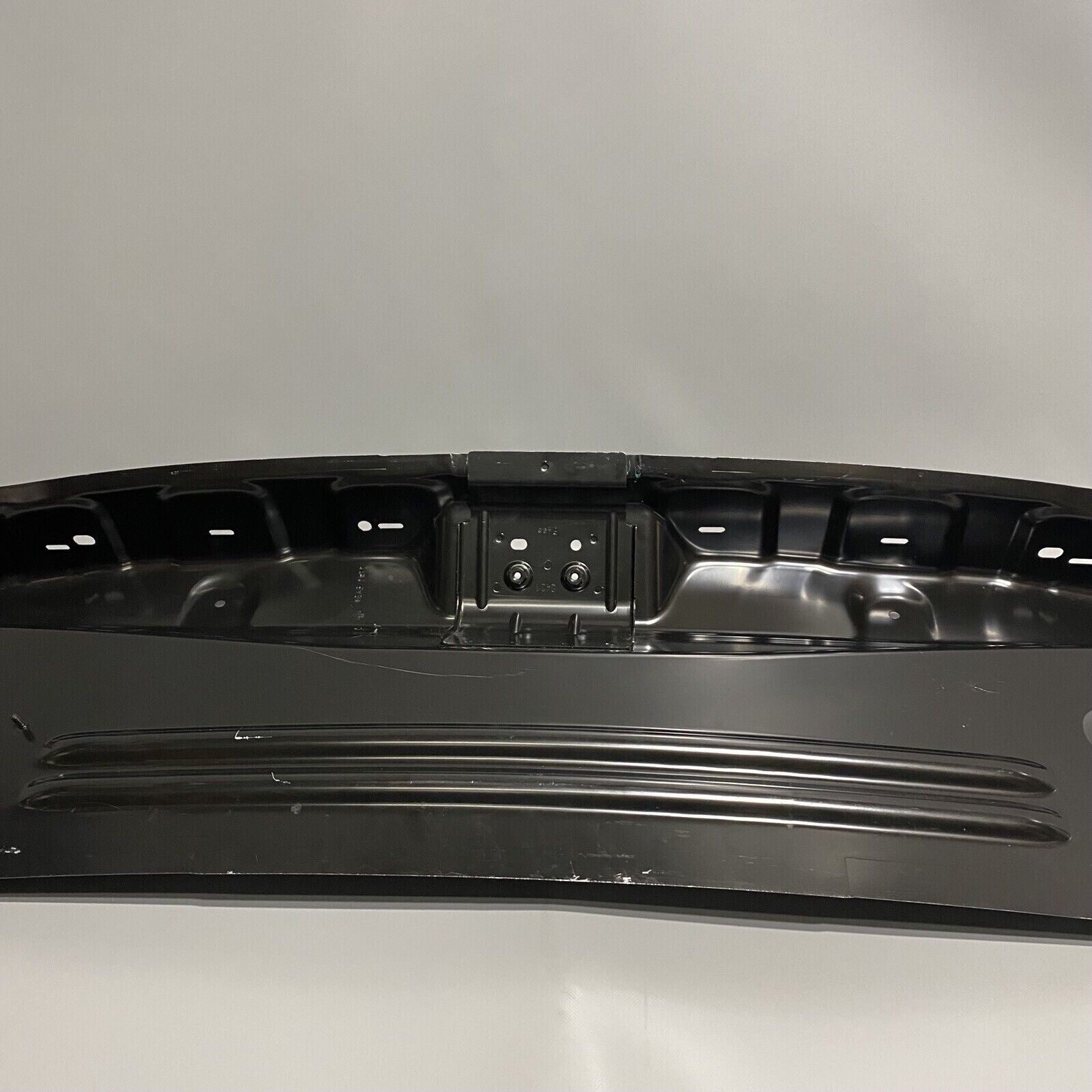 MASERATI LEVANTE LOWER REAR GUARD 2017 2018 2019 2020 OEM 673012331