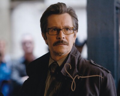GARY OLDMAN signed Autogramm 20x25cm BATMAN in Person autograph ACOA