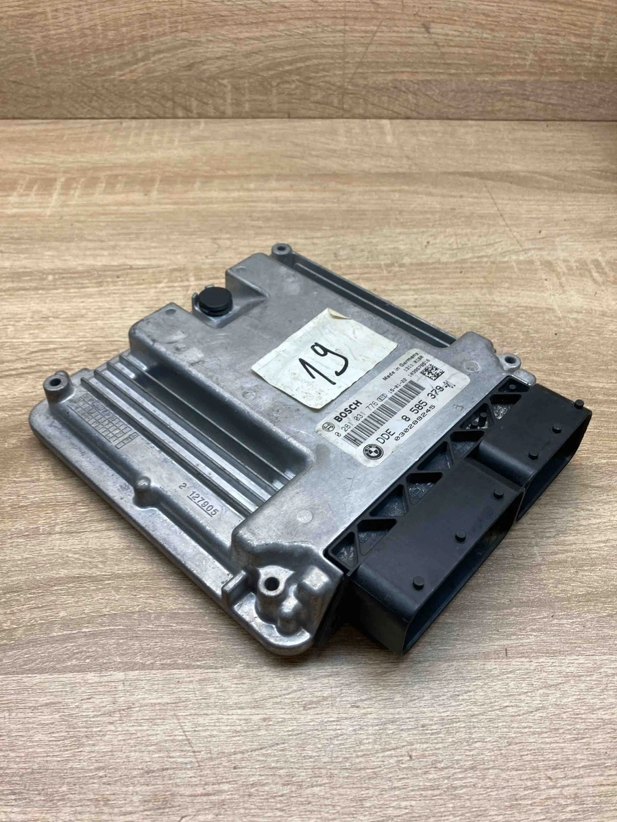 8585379 0281031776 Bosch BMW F30 F31 Series Motor ECU Engine 