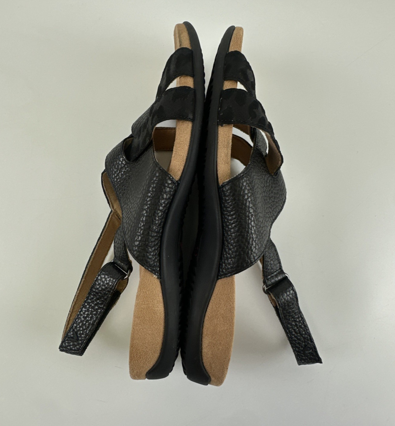 Vionic Eira Sandal Flat Black Leather Slingback A… - image 10