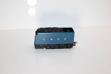 Hornby OO LNER A4 Garter Blue Non-corridor Complete Motorised Tender - Margate