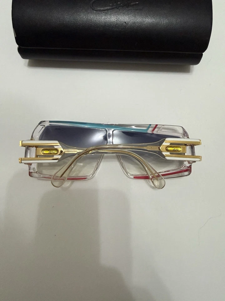 Линзы с золотой оправой Cazal Legends Mod 858 Col 253 с синим градиентом (сломанная оправа) - Изображение 2 из 4