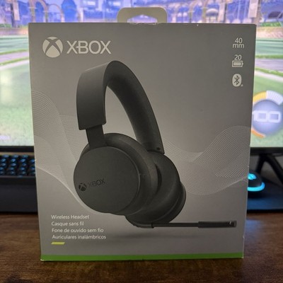 Xbox Wireless Stereo Headset - Xbox One/Series X|S/PC -   NEW  