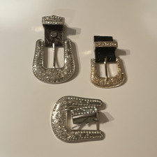 Lot of 3 Women  s Western Floral Engraved Rhinestone Belt Buckles Silver/Gold