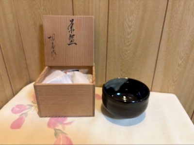 Kutani Ware Black Glaze Matcha Tea Bowl Gray Aqua Flow Wood Box Japan