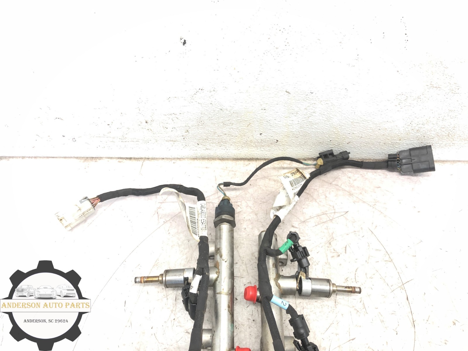 2014-2020 MASERATI QUATTROPORTE 3.0L V6 ENGINE FUEL RAIL LINE W/ INJECTORS OEM