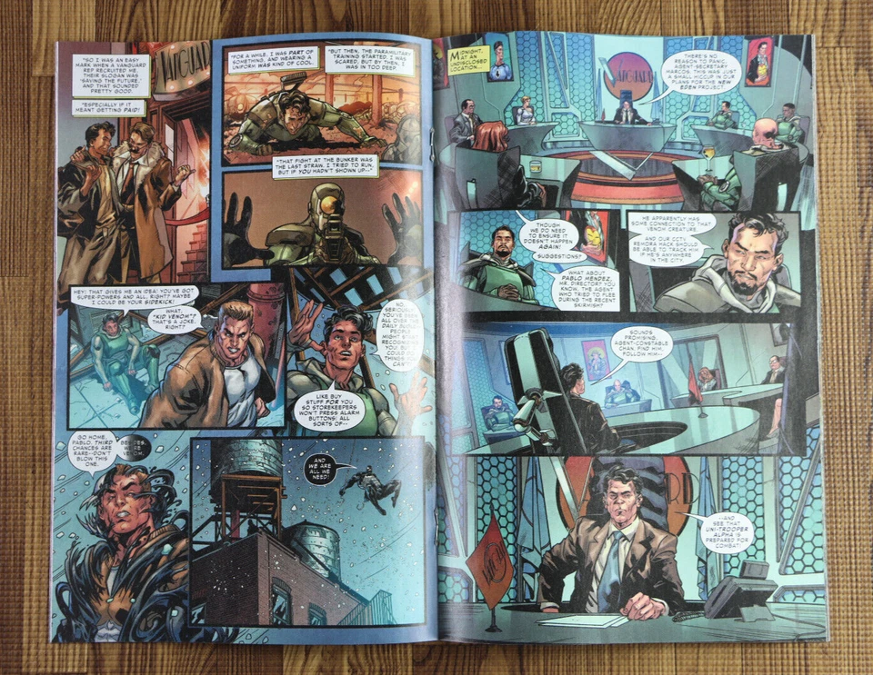 Venom Lethal Protector II #1 Shattered Gold Black Red (White Error) & 1:25 - Image 4 of 4