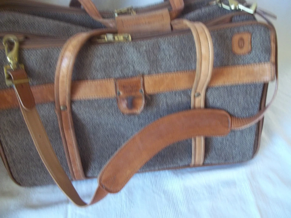 Vtg HARTMANN Leather & TWEED Weekender Bag Luggage Carry On 20" W/Shoulder Strap - Image 2 of 4