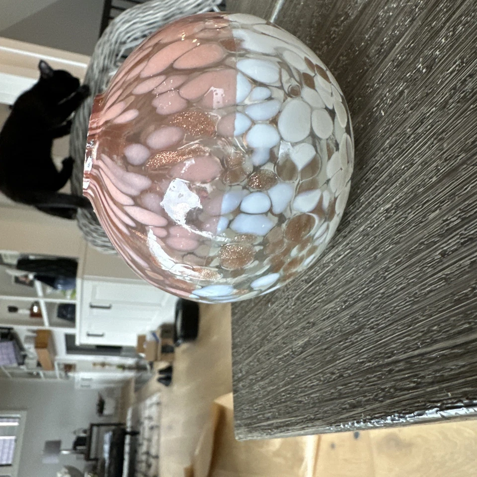 Anthropologie Small Bella Art Glass Round Vase Coral And Pink 4x4 - Image 4 of 4