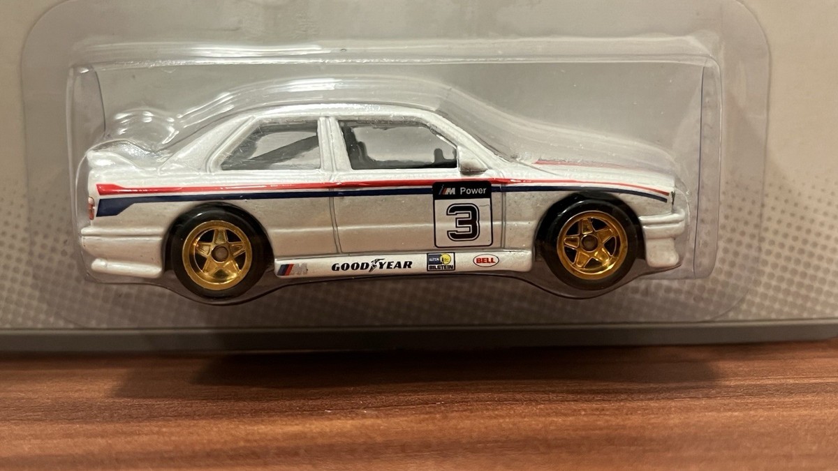 ホットウィール '92 BMW M3 ROAD RACER 2012 Hot Wheels Racing 2012 ROADRCR '92 BMW M3 Canada Released