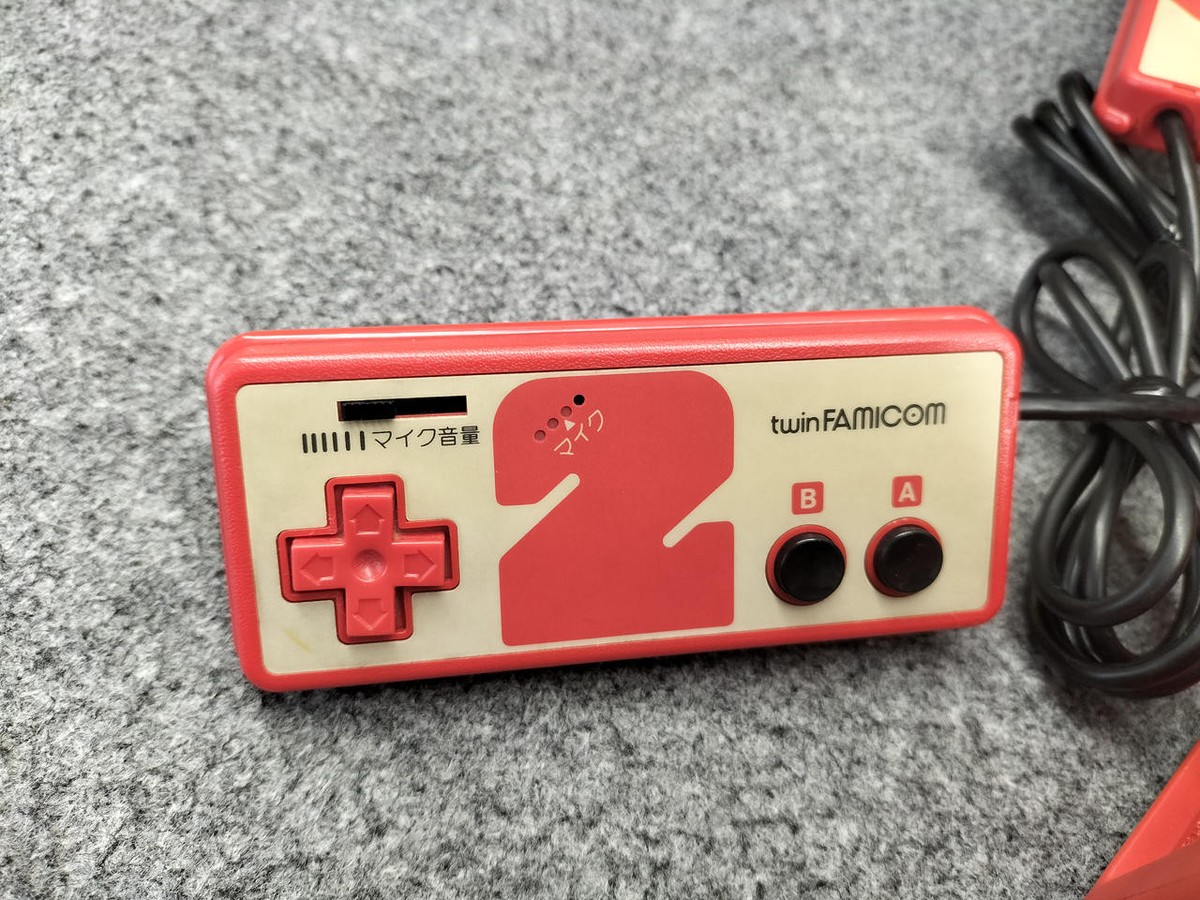 Sharp Twin Famicom Nes Console System - An-500r for sale Sharp Twin Famicom Nes Console System - An-500r for sale