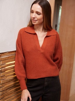Threadbare Women  Clarinet Trophy V Neck Rusty Tan Collared Knitted Jumper UK 10