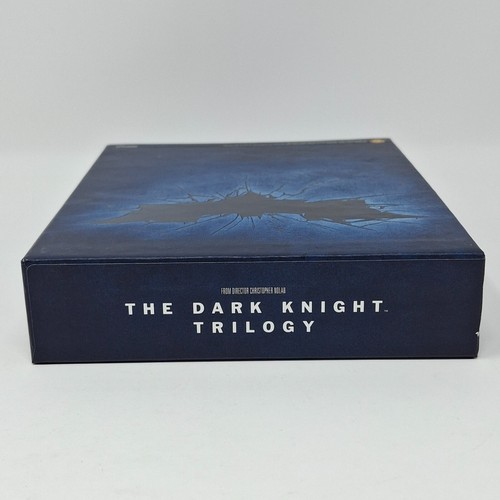 The Dark Knight Trilogy (Blu-ray Disc, 2012) 5 Disc with Artwork Book - Picture 5 of 11