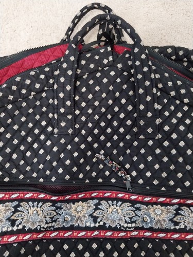 Vtg Vera Bradley Hanging Garment Bag Black W/Red Trim And Lining Quilted EUC - Picture 2 of 8