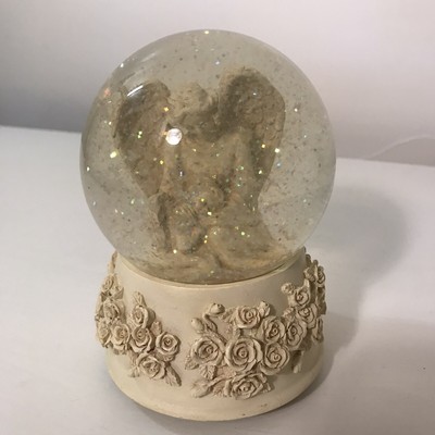 mother and daughter snow globe