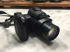 Konica Minolta DiMAGE Z3 4.0 MP Digital Camera - Black