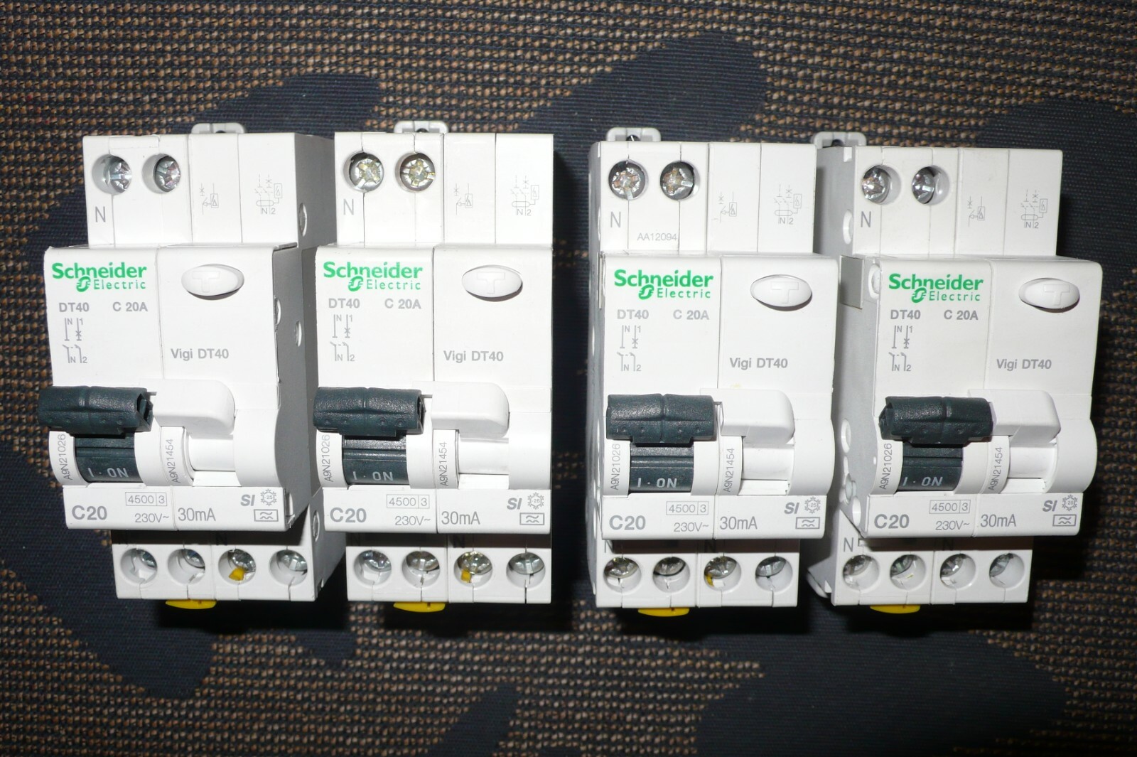 Disjoncteur 20A Schneider Electric pour sécuriser le lave-linge
