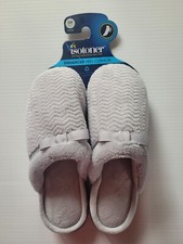 isotoner Women's Chevron Slip on Clog Slippers Moisture Wicking Gray Small 6.5 7