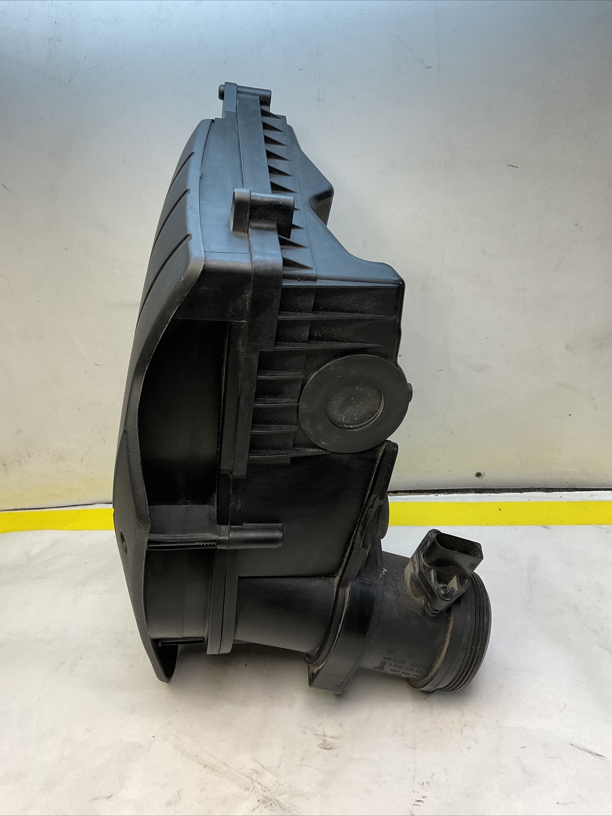 Bentley Flying Spur 06-11 Left Air Filter Housing & Cover OEM 07 08 09 10 