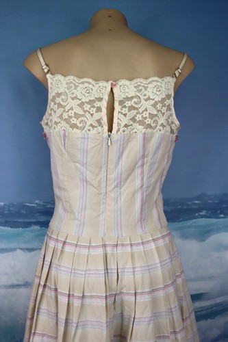 Kitten D 'Amour Romantic Striped Vintage Style Dress Lace Detail size 8 - Picture 9 of 16